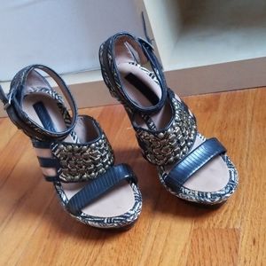 BCBGMAXAZRIA multi colored heels